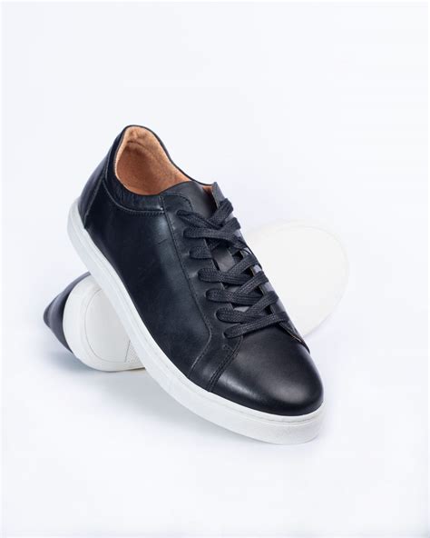 black shoes white soles men's.